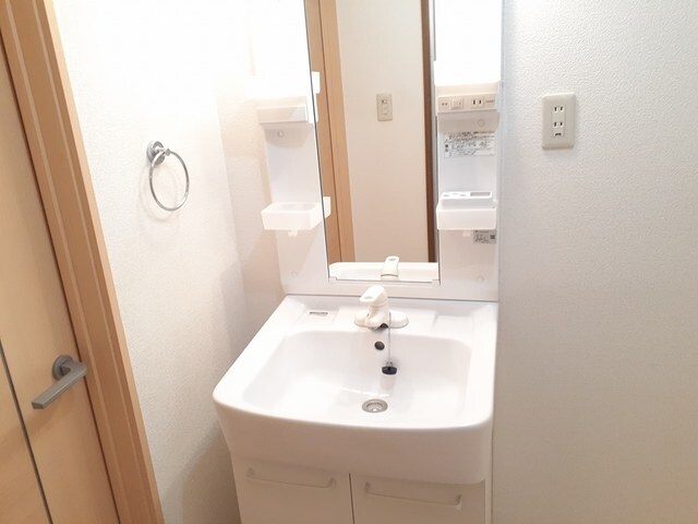 Ｗｉｎｇ　Ｂの物件内観写真