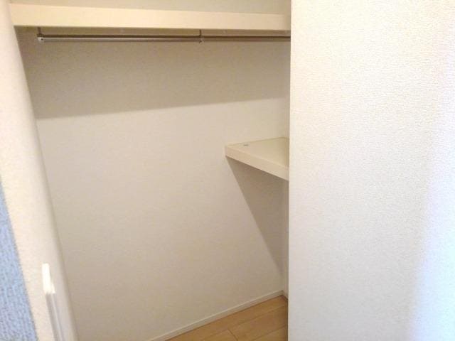 ウィステリア・フィオーレIIの物件内観写真