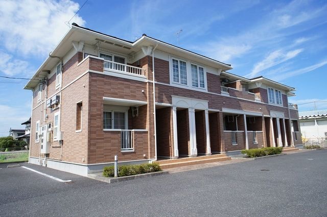 ラディアンスの物件外観写真