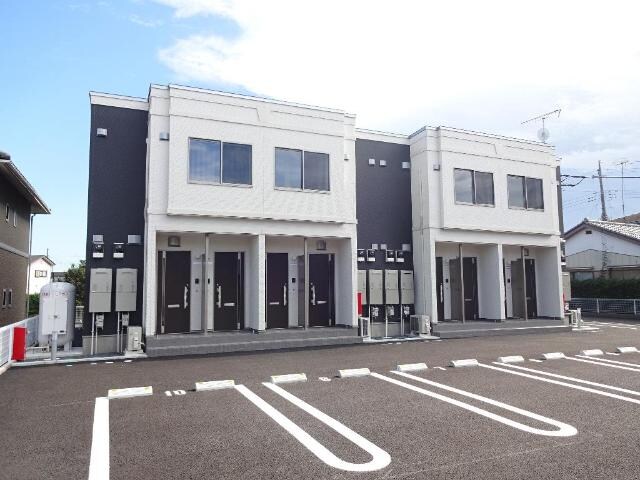 グレース　エクセレンスの物件外観写真