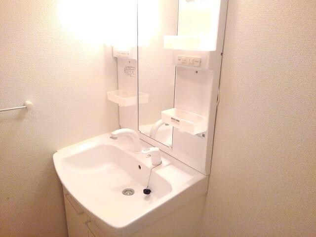 クレメントＡの物件内観写真