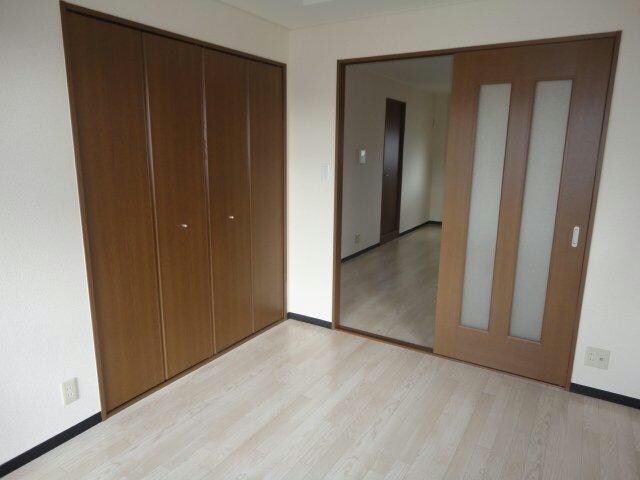 ナオティーフォーの物件内観写真