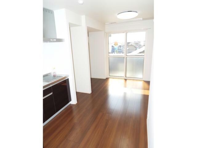 Ｄ-ｒｏｏｍ新涯の物件内観写真