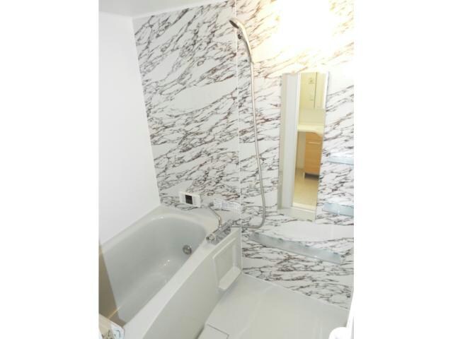 Ｄ-ｒｏｏｍ新涯の物件内観写真