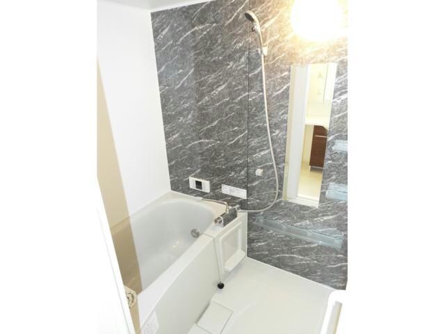 Ｄ-ｒｏｏｍ新涯の物件内観写真