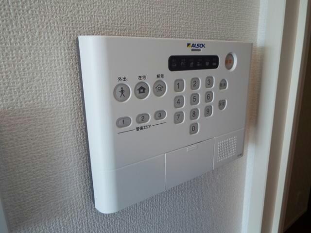 Ｄ-ｒｏｏｍ新涯の物件内観写真