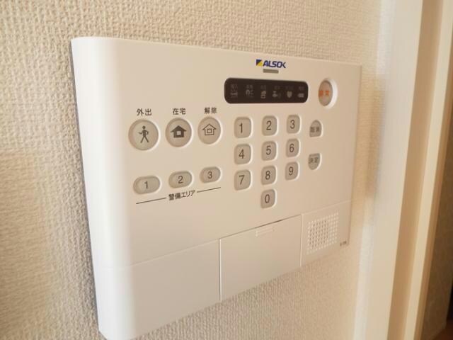 Ｄ-ｒｏｏｍ新涯の物件内観写真