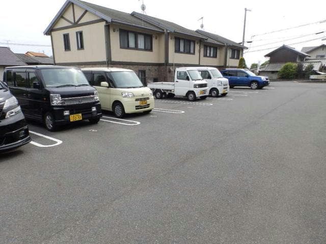 グレイスヒルズ蔵王　C棟の物件外観写真