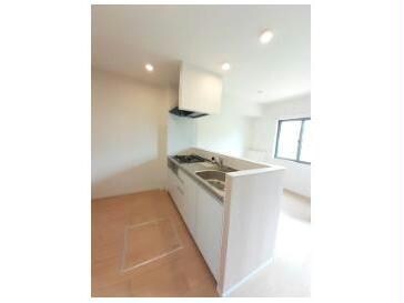 ストレリチア・アルバＡの物件内観写真