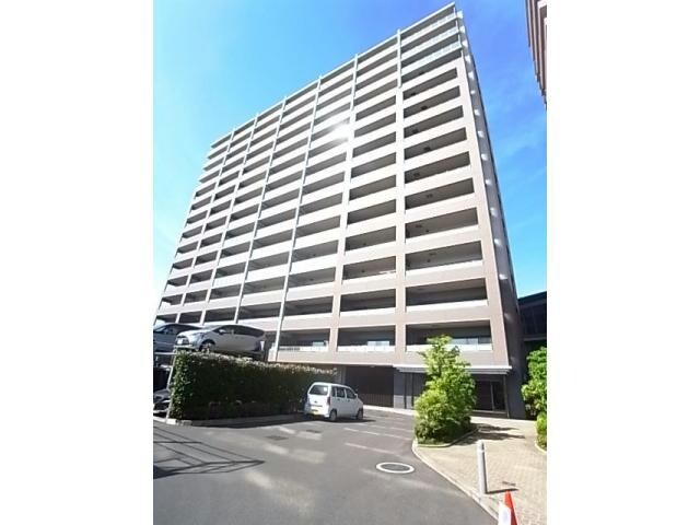 ポレスター緑町公園の物件外観写真