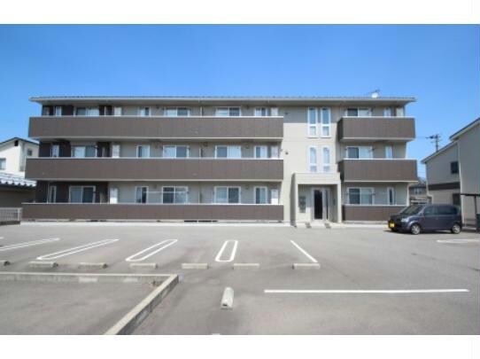 アンソレイエの物件外観写真