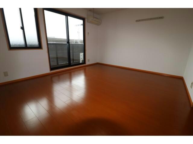 ＭＢレジデンスの物件内観写真