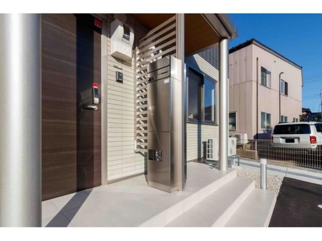 ナーシュドム割出の物件外観写真