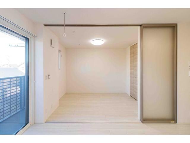 ナーシュドム割出の物件内観写真