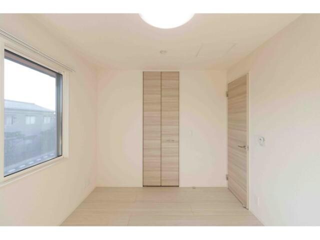 ナーシュドム割出の物件内観写真