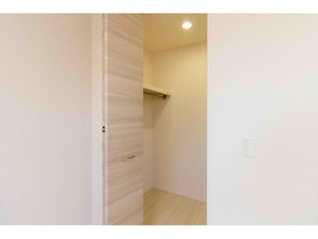 ナーシュドム割出の物件内観写真