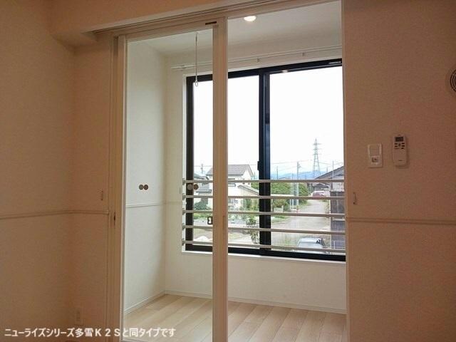 メゾンエトワールの物件内観写真