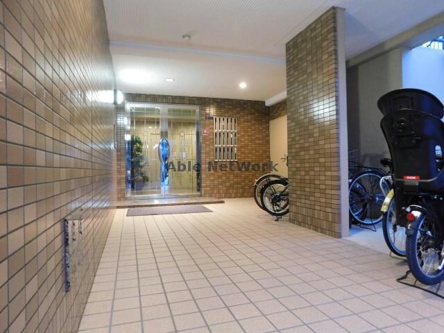 イスタナの物件外観写真