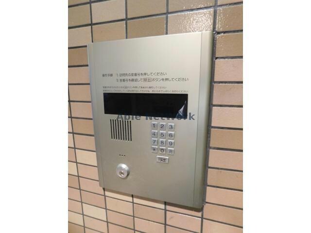 イスタナの物件外観写真