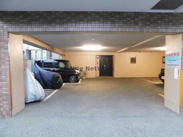 イスタナの物件外観写真