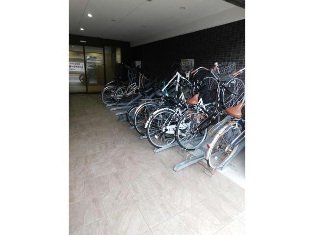 ドゥエリング森小路の物件外観写真