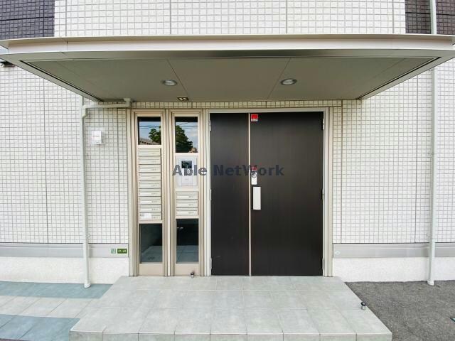 ボルボの物件外観写真