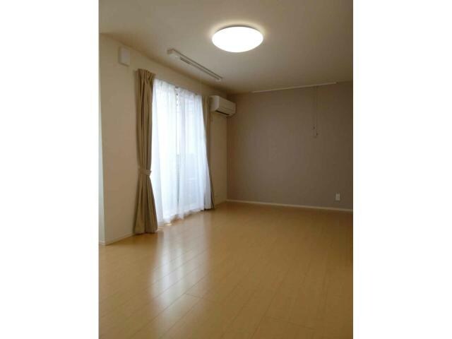 ボルボの物件内観写真