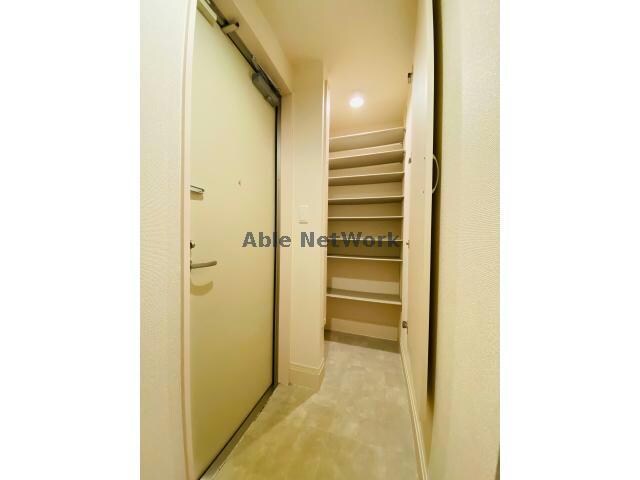 ボルボの物件内観写真