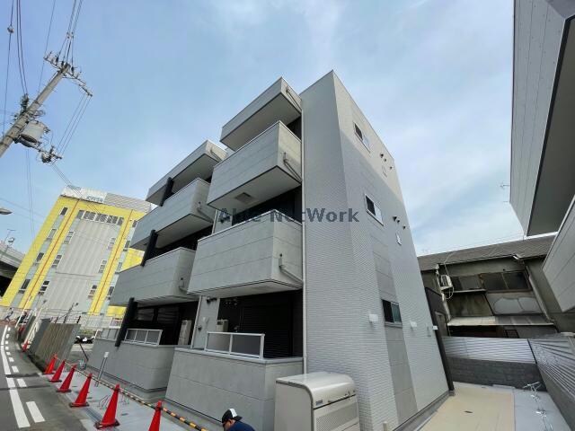 ワコーレヴィータ関目EASTの物件外観写真