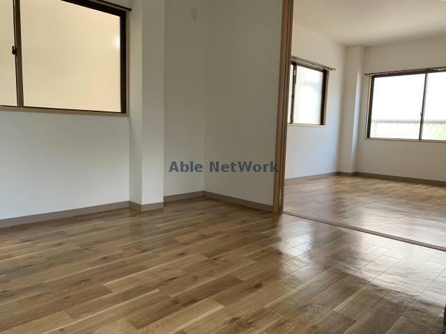 シャルマン中宮の物件内観写真