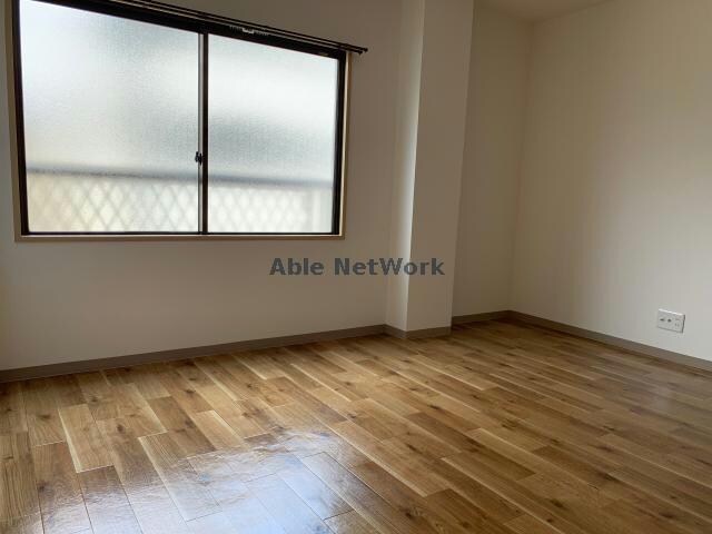 シャルマン中宮の物件内観写真