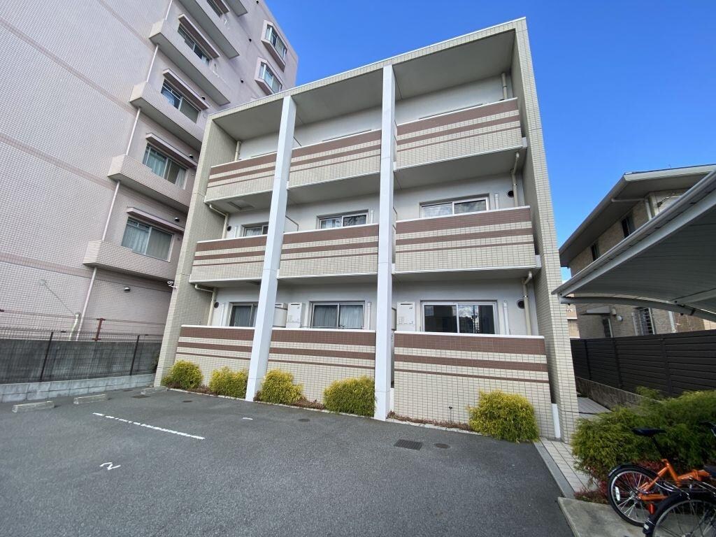 シャトー揚羽の物件外観写真