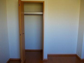 エレガンス・ヴィラＡの物件内観写真