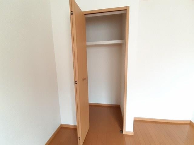 エレガンス・ヴィラＡの物件内観写真