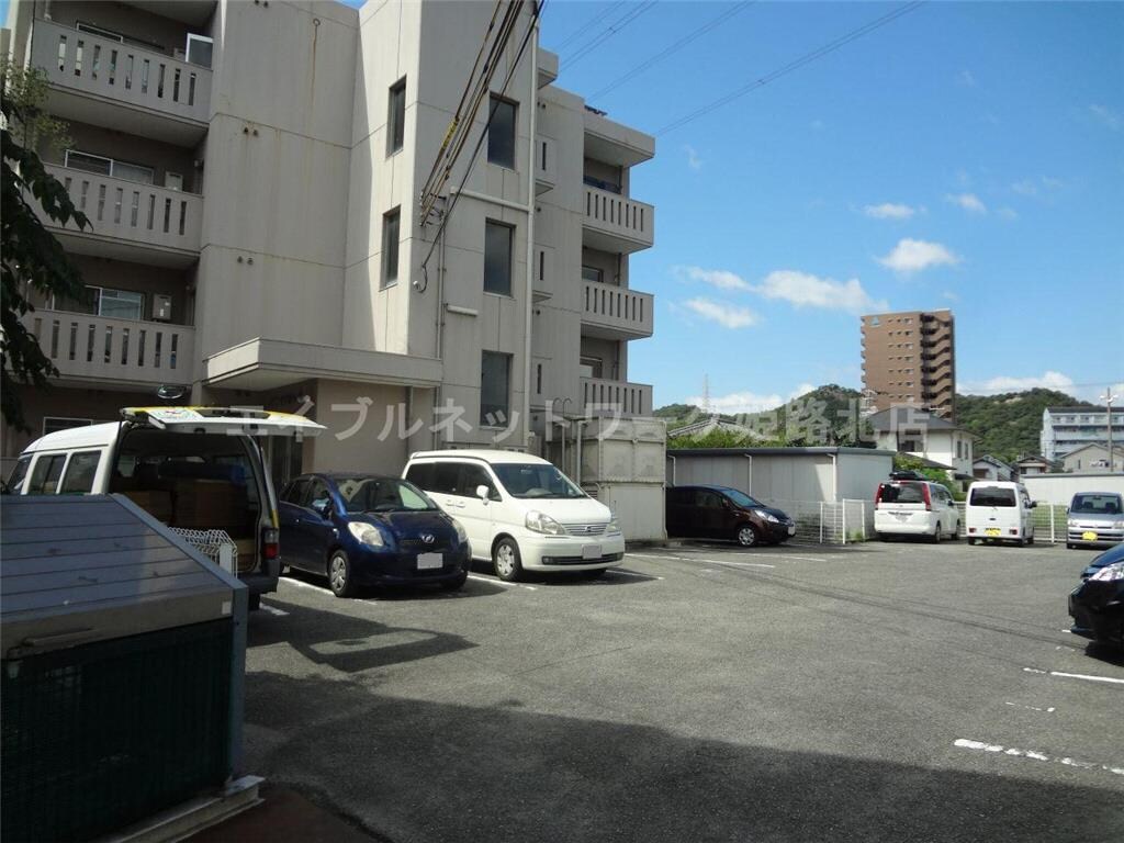 メゾンやすむろIIの物件外観写真