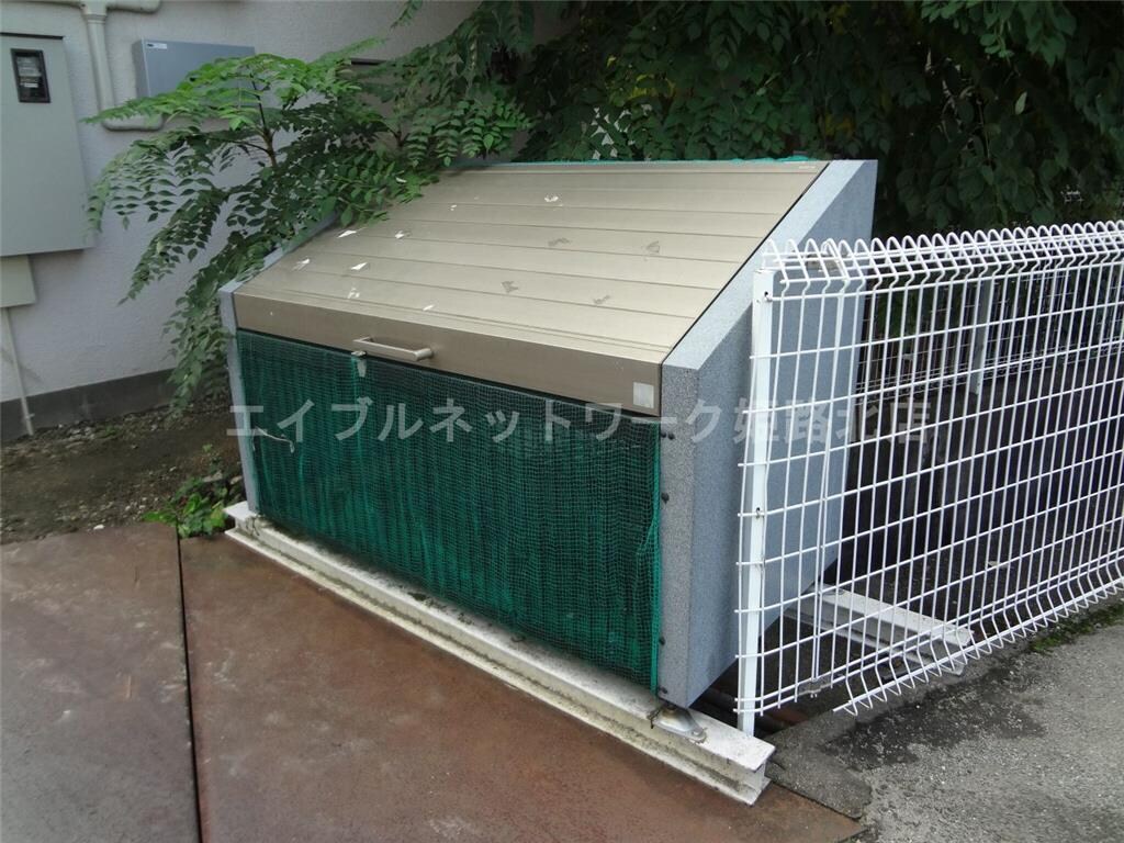 メゾンやすむろIIの物件外観写真