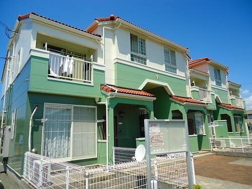 グリーンベルトの物件外観写真