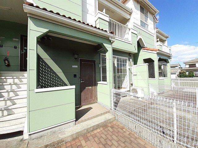 グリーンベルトの物件外観写真