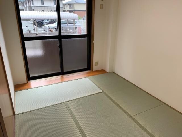 レジデンスコート東山の物件内観写真