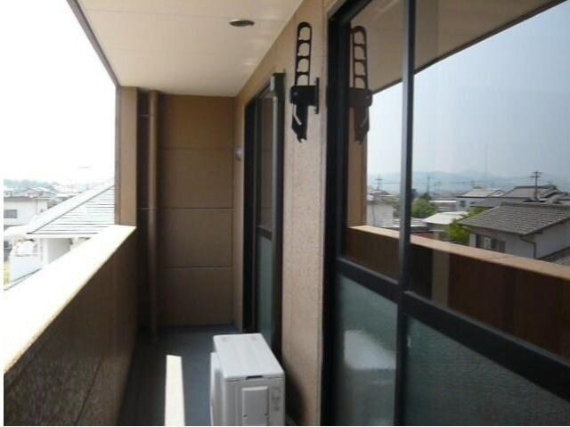 コンフォルト　スクエアの物件内観写真