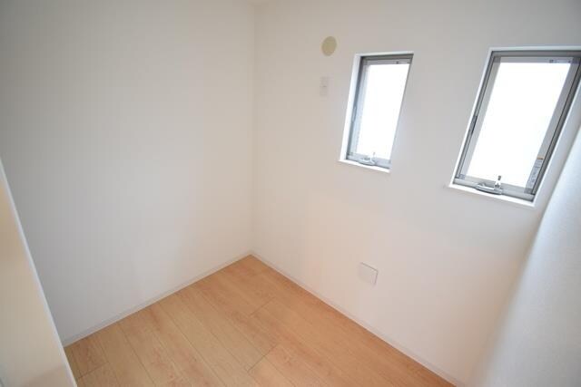 ピース北河原町A棟の物件内観写真