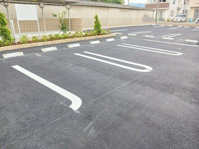 ルニＶの物件外観写真