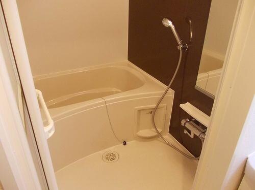 シーズンズ　コンフォートIの物件内観写真