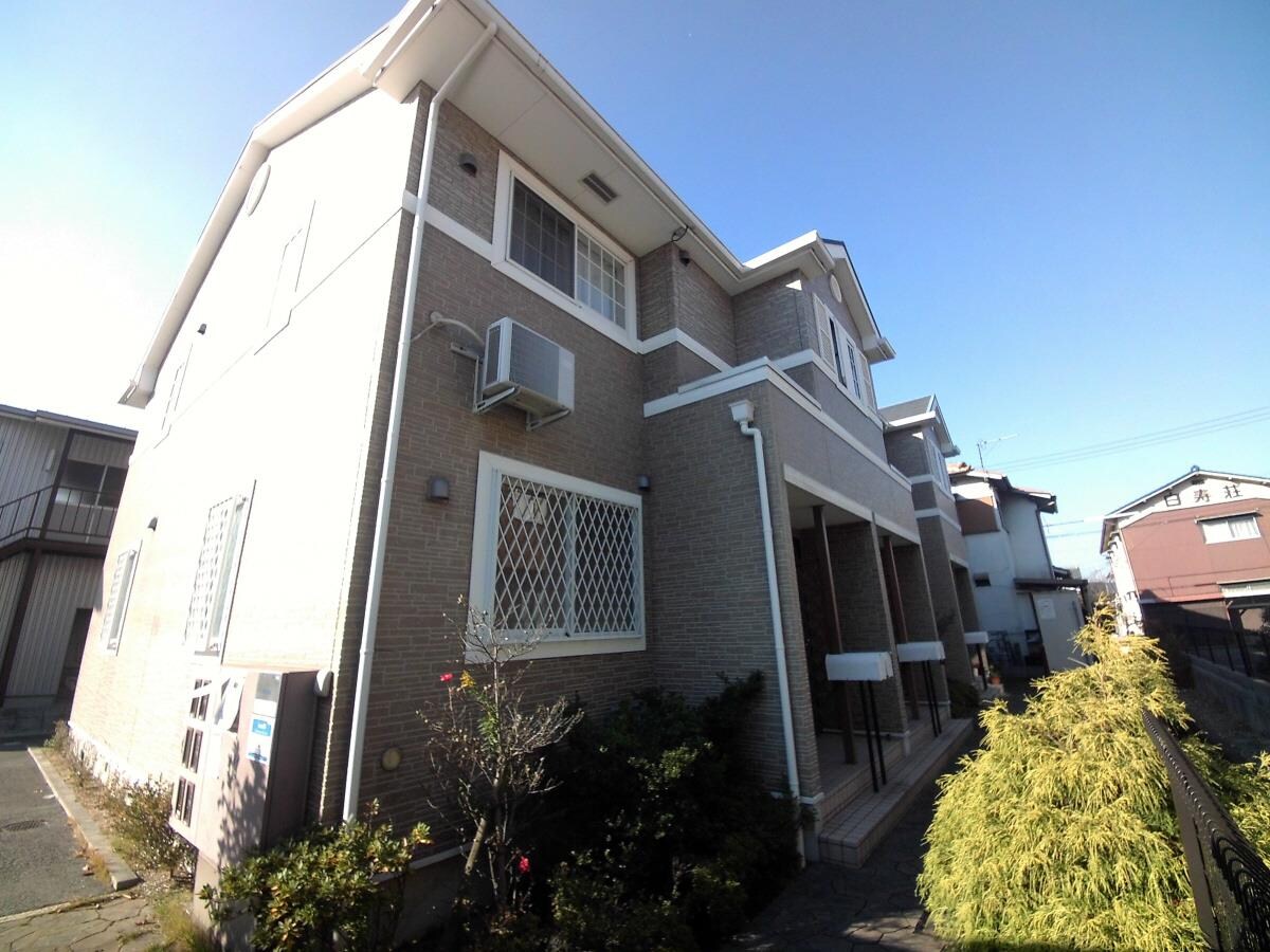 プリムローズ・コートの物件外観写真