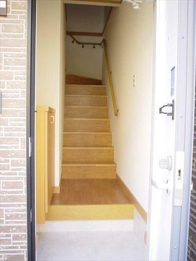 プリムローズ・コートの物件内観写真