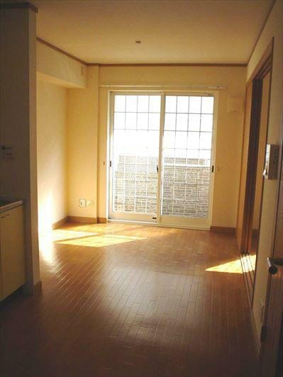 プリムローズ・コートの物件内観写真