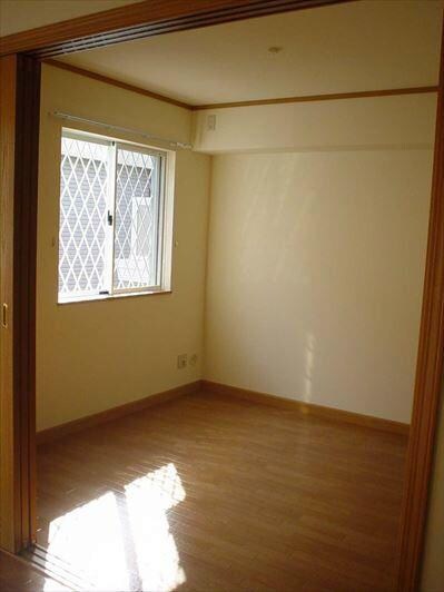 プリムローズ・コートの物件内観写真