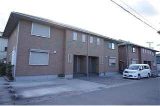 インパルスの物件外観写真