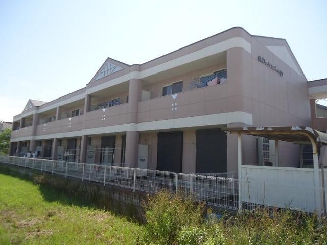 アムールエバーハイツの物件外観写真