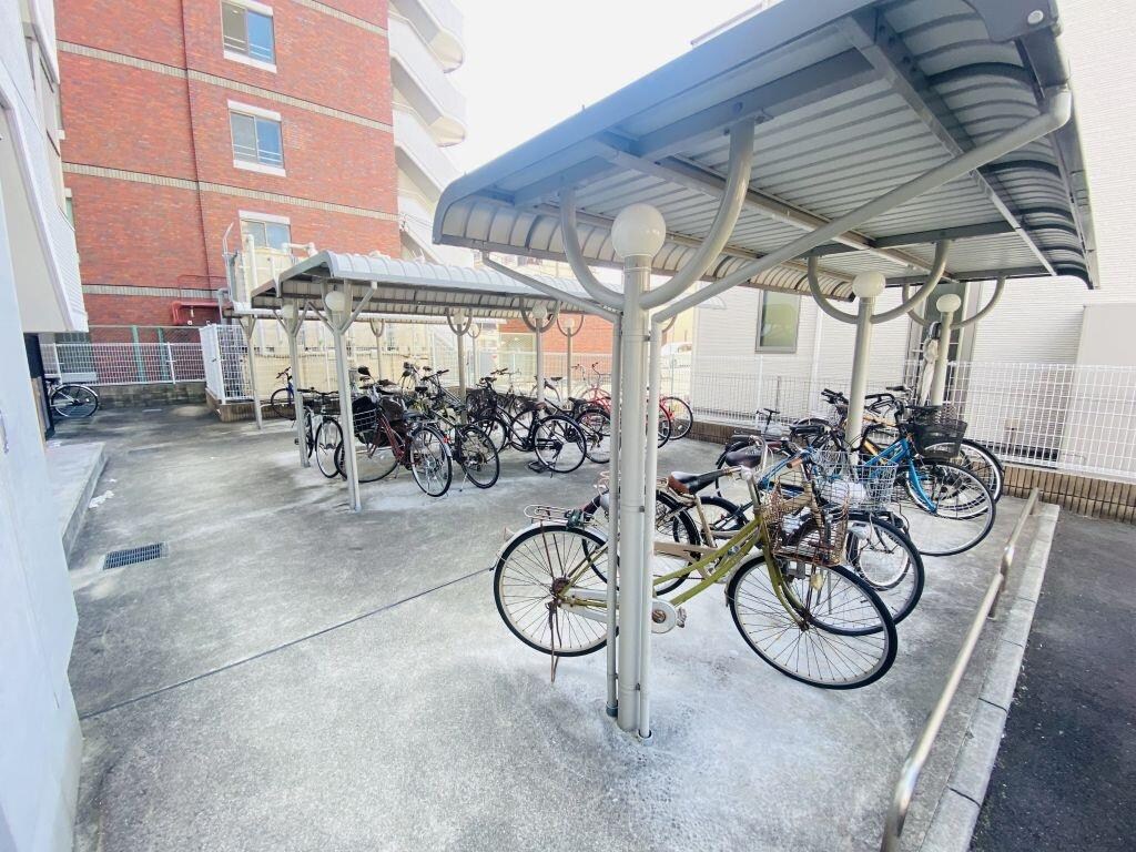 ポーシェガーデン５の物件外観写真